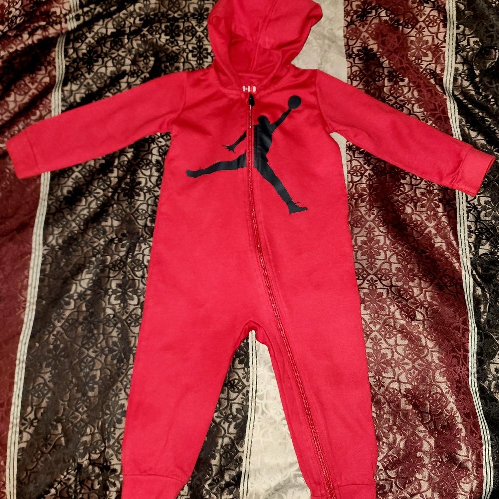 Jordan jumper with hoodie